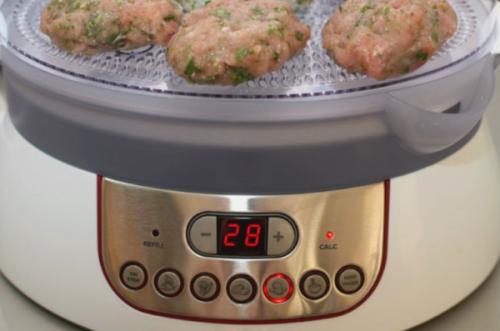 Диетические котлеты на сковороде. Жареные куриные котлеты: превращаем блюдо в диетическое