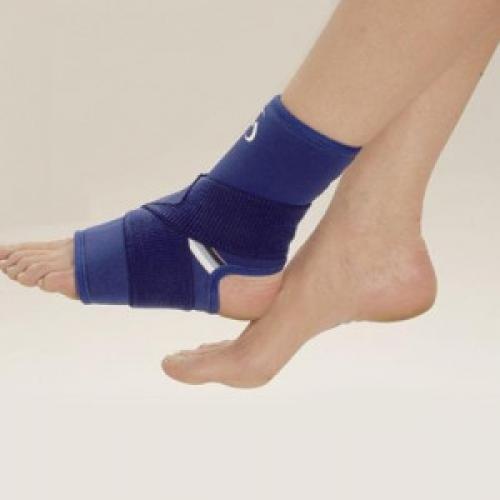 Повязка на голеностопный сустав