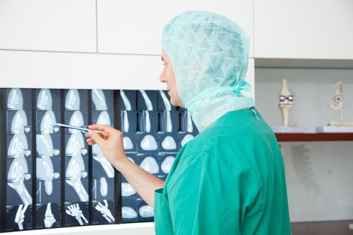 Частичный разрыв мениска лечение. Лечение