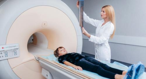 Растяжение связок у ребенка чем мазать. Растяжение связок у детей