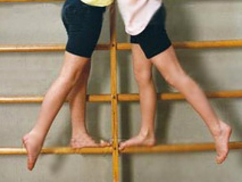 Шишка на суставе мизинца: причины, симптомы и лечение 05