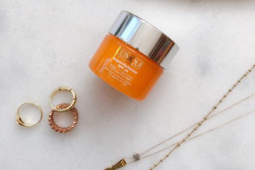 Топ средств по уходу за лицом осенью. Для лица: топ средств, которые пригодятся этой осенью