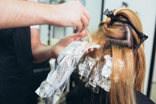 Чем смыть черную краску для волос с кожи. Как отмыть краску после окрашивания волос