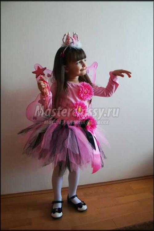 Костюм феи для девочки своими руками. Как сделать костюм феи Винкс своими руками 05 Костюм феи для девочки своими руками. Как сделать костюм феи Винкс своими руками 05