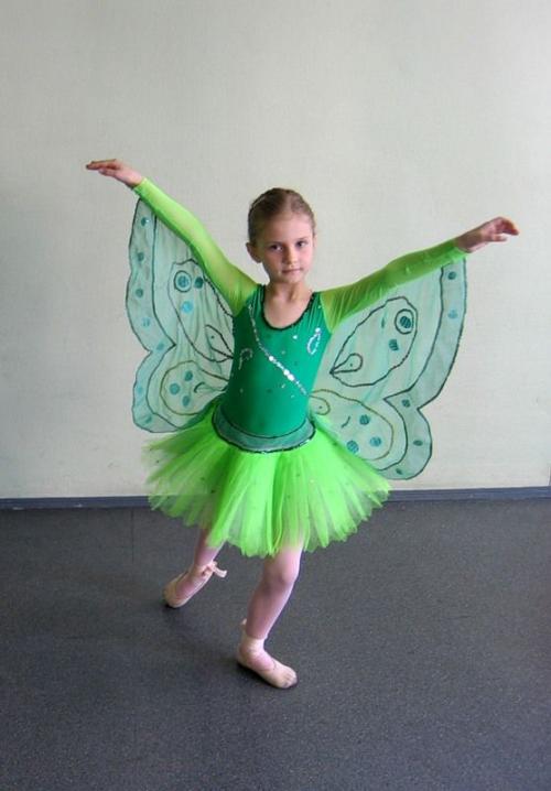 Костюм бабочка своими руками. Костюм бабочки для девочки своими руками