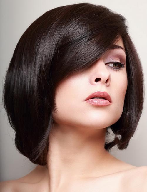 Идеальные стрижки для полных и круглых лиц: советы и рекомендации 03 Идеальные стрижки для полных и круглых лиц: советы и рекомендации 03