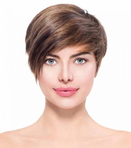 Какие стилисты рекомендуют средства для укладки для круглых лиц. Женские прически для круглого лица 2025 — фото на короткие, средние и длинные волосы, после 40, 50 лет