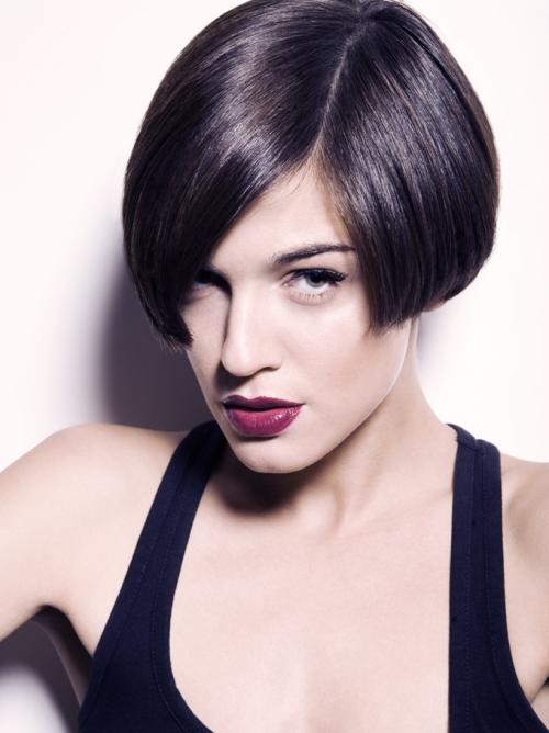 Топ-10 коротких стрижек для полного лица: как выбрать идеальный стиль 07