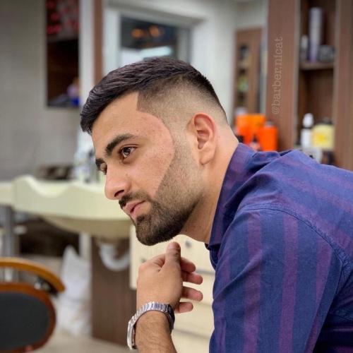 Стрижки для широкого лица мужские. Короткие мужские прически для круглого лица