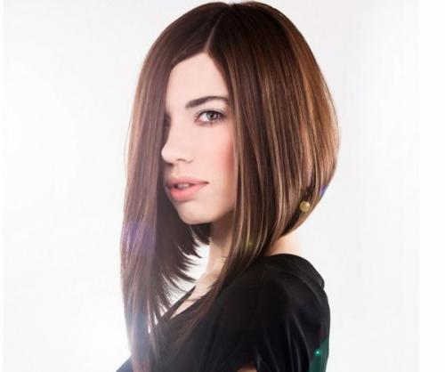 Прически для высокого лба. 20 лучших причесок для высокого лба, которые помогут скорректировать форму лица 08