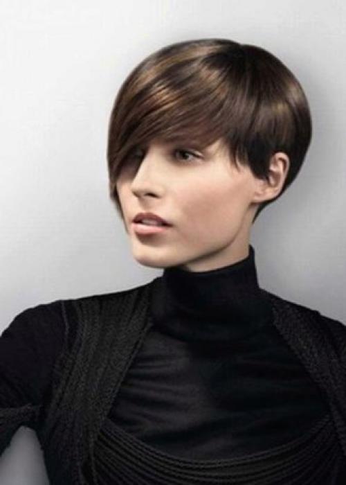 Прически и стрижки для круглого лица 2022. Как подобрать стрижку для круглого лица 33