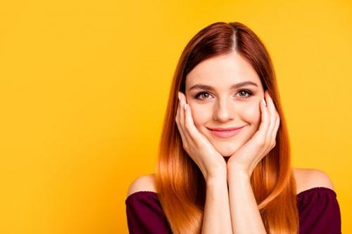 Стрижки для круглого лица без укладки. Какая стрижка подойдет для круглого лица?