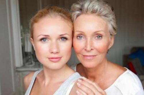 Лучшие рецепты масок от темных кругов и мешков под глазами. Темные «круги» и «мешки» под глазами: в чем причина? 01