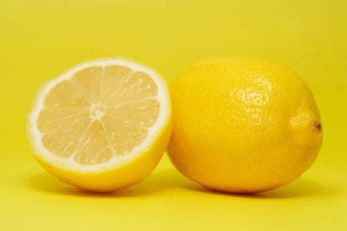 Чем смыть краску с волос в домашних условиях. Как смыть краску с волос в домашних условиях