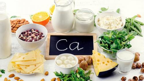 Как молочные продукты влияют на уровень кальция в организме и как следствие, на костное здоровье. Норма употребления кальция