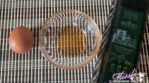 Какие ингредиенты необходимо использовать для создания маски для лица с медом и яйцом. Желток, мед и масло для подтяжки дряблой кожи лица