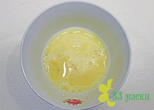 Как долго нужно оставлять маску для лица с медом и яйцом на лице. Маска для лица с яйцом и медом: старинный рецепт от морщин в домашних условиях