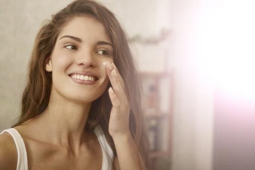 Как правильно увлажнить кожу лица в домашних условиях. Как увлажнить кожу лица: эффективные методы 03