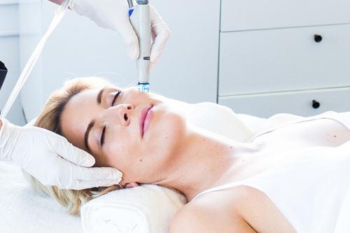 Почему кожа лица нуждается в увлажнении? 12 Почему кожа лица нуждается в увлажнении? 12