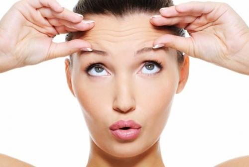 Что делать, если шелушится кожа на лице в домашних условиях. Причины шелушения – внешние факторы и неправильный уход