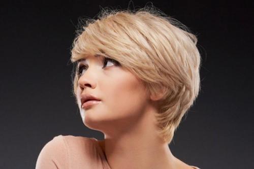 Короткие женские стрижки для круглого лица без укладки. Стрижки на короткие волосы для круглого лица: 10 модных идей
