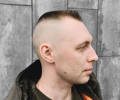 Мужские стрижки для полного лица с двойным подбородком. 21 прическа для мужчин с круглым лицом 2022