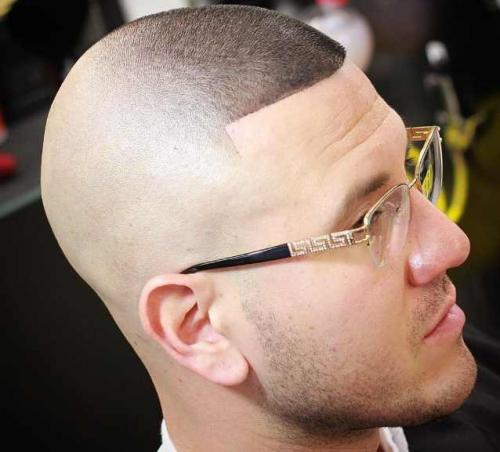 Мужские стрижки для круглого лица с залысинами. Виды стрижек для мужчин с залысинами