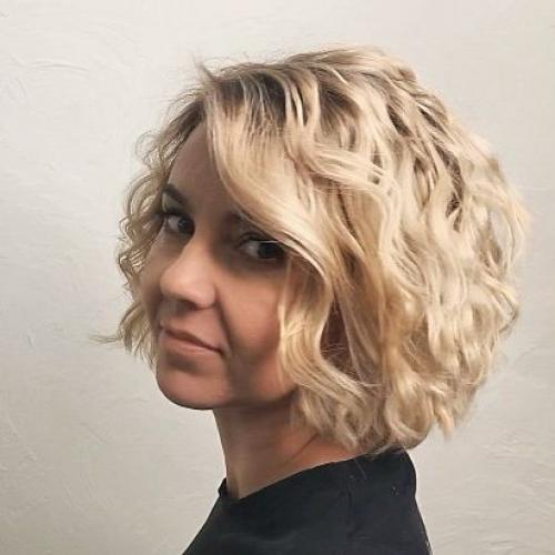 Стрижки для круглого лица без укладки. Модные стрижки для круглого лица, не требующие укладки