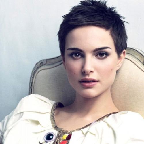 Омолаживающие стрижки для круглого лица. Лучшие стрижки для круглой формы лица. Фото с описанием для женщин