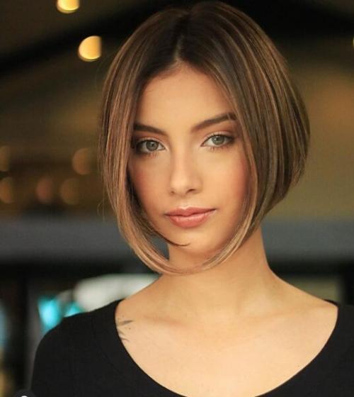 Стрижки для круглого лица 2022-2023. Самые модные короткие женские стрижки в 2022-2023 году – последние тренды, фото стильных причесок