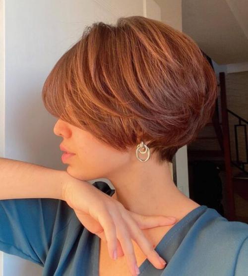 Стрижки для круглого лица 2022-2023. Самые модные короткие женские стрижки в 2022-2023 году – последние тренды, фото стильных причесок