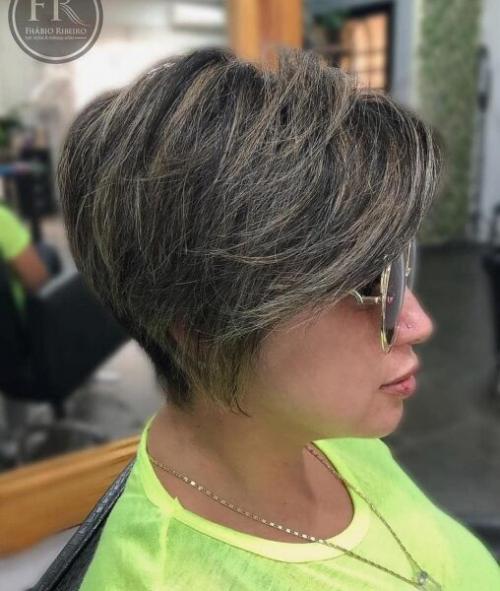 Стрижки для круглого лица 2022-2023. Самые модные короткие женские стрижки в 2022-2023 году – последние тренды, фото стильных причесок