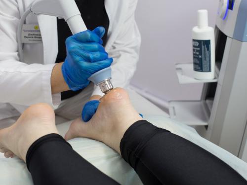 Растут косточки на пальцах рук, что делать. Симптомы подагры 07 Растут косточки на пальцах рук, что делать. Симптомы подагры 07