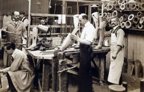 Как развивались технологии протезирования со временем