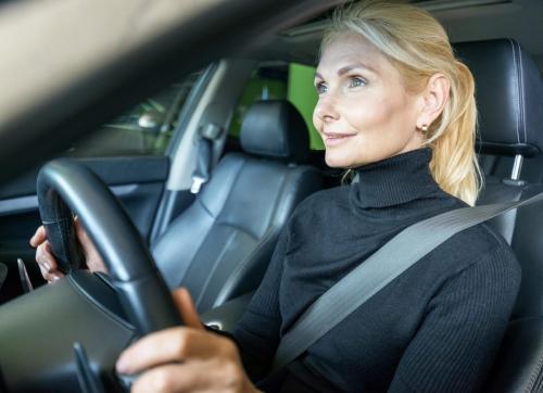 Можно ли водить машину или возвращаться к работе в ближайшие дни. Как перестать бояться садиться за руль после перерыва