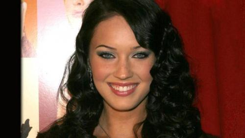 Тонкие брови-ниточки: возвращение моды 90-х 02