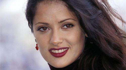 Тонкие брови-ниточки: возвращение моды 90-х 05