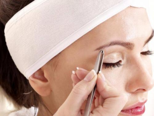 Секреты красивых бровей: как привести их в порядок дома 08