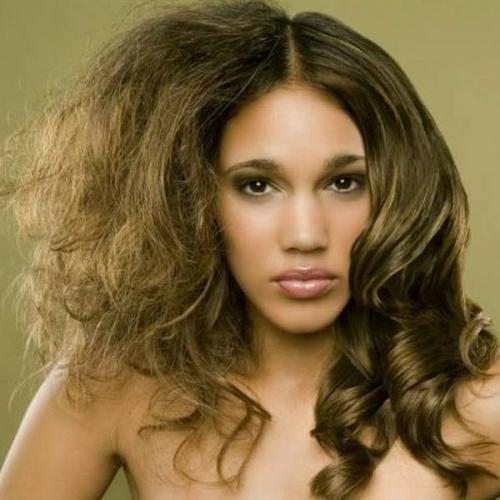 Каким образом молоко помогает придать волосам блеск. Маски для волос с коровьим молоком