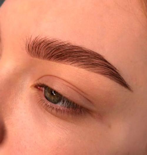 Топ-5 модных процедур для бровей в 2019 году 19 Топ-5 модных процедур для бровей в 2019 году 19