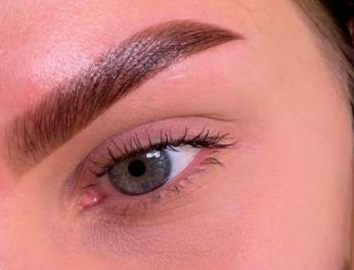 Топ-5 модных процедур для бровей в 2019 году 21 Топ-5 модных процедур для бровей в 2019 году 21