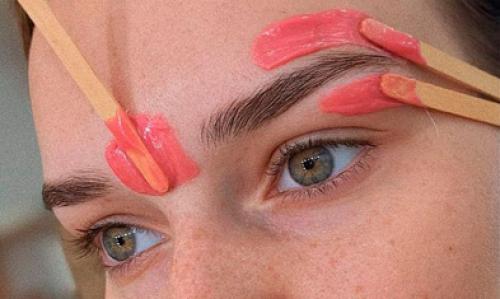 Топ-5 модных процедур для бровей в 2019 году 12 Топ-5 модных процедур для бровей в 2019 году 12