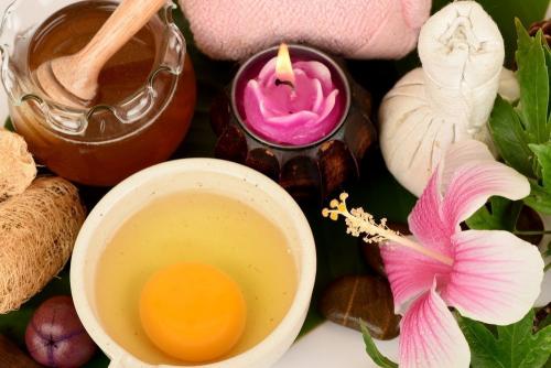 Как яичные маски для волос помогают вернуть им здоровый блеск: рецепт шампуня из желтков и отзывы 12