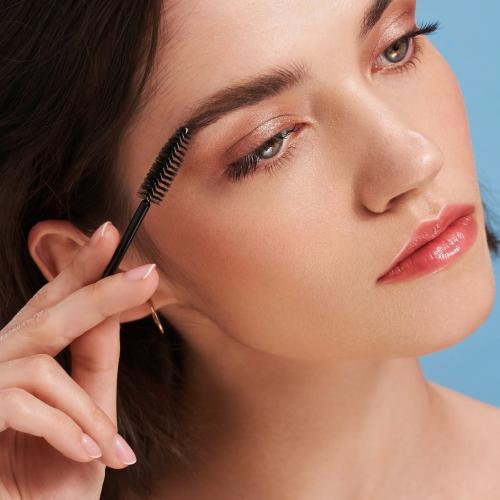 Как правильно корректировать брови с помощью косметики: советы и хитрости 26