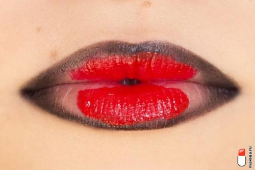 Как сохранить выразительность цвета помады без подводки. Как сделать помаду темнее?