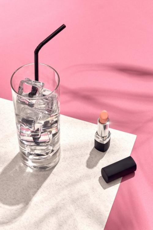 Как часто следует обновлять губную помаду. Губная гармония: как правильно хранить помаду