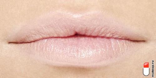 Каким образом можно использовать карандаш для губ при нанесении помады. Как можно использовать карандаш для губ ?