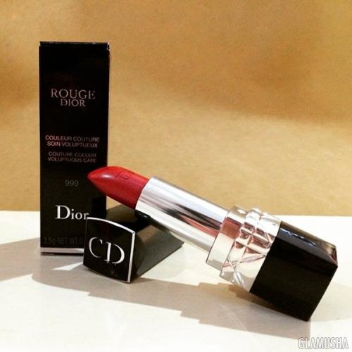 Как сохранить естественный вид губ при нанесении яркой помады. 10 тонкостей нанесения помады