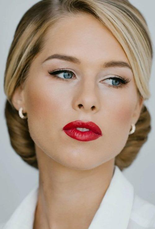 Гид по подбору цвета помады для губ: секреты и советы 03 Гид по подбору цвета помады для губ: секреты и советы 03