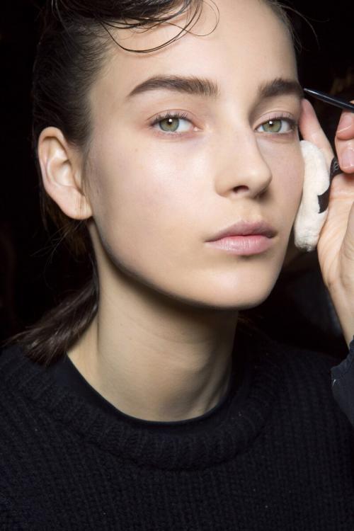 Как правильно подбирать цвет бровей к цвету волос. Каким цветом подкрашивать Брови?